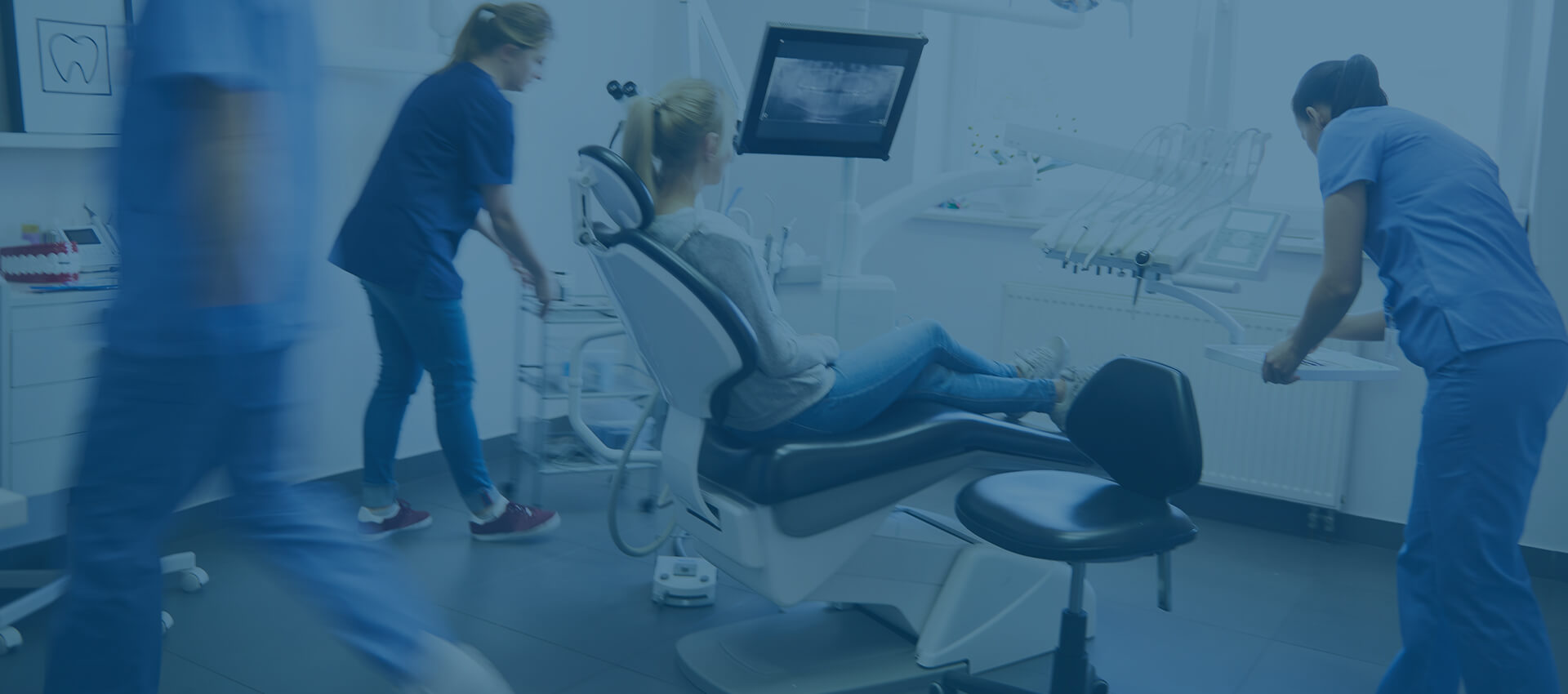 Redessinez votre sourire grâce aux traitements implantaires